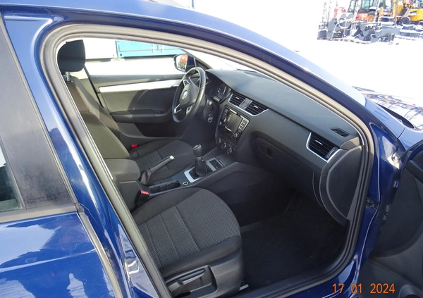 Skoda Octavia cena 25500 przebieg: 286500, rok produkcji 2015 z Złoczew małe 106
